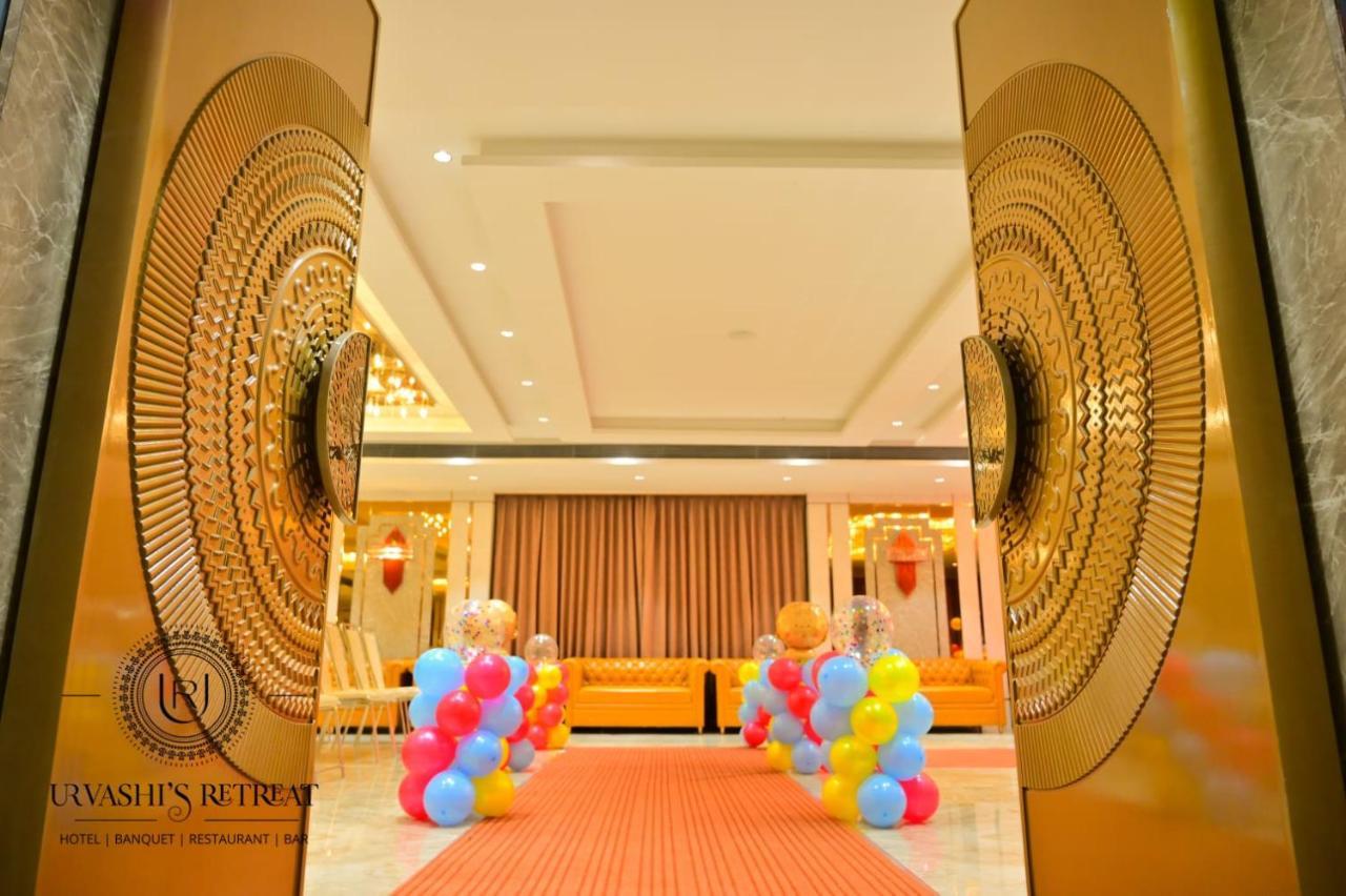 Hotel Urvashi Retreat By Bookingcare Katni Exteriör bild